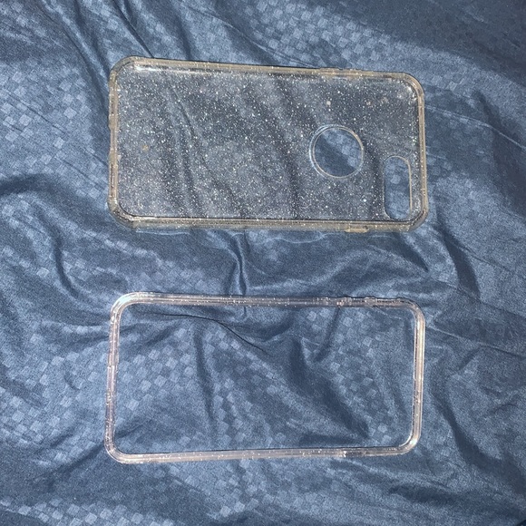 IPhone 7 Plus it’s unlocked - Picture 9 of 11